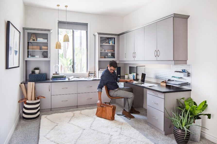 His Lifestyle Home Office-L.jpg